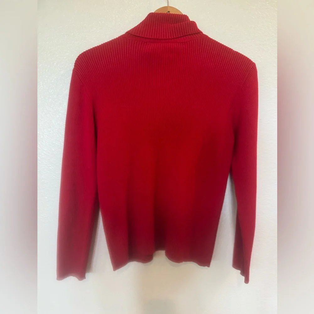 VTG Liz Claiborne Women’s M Red Turtleneck Sweater Essential Holiday Comfort - Picture 7 of 9